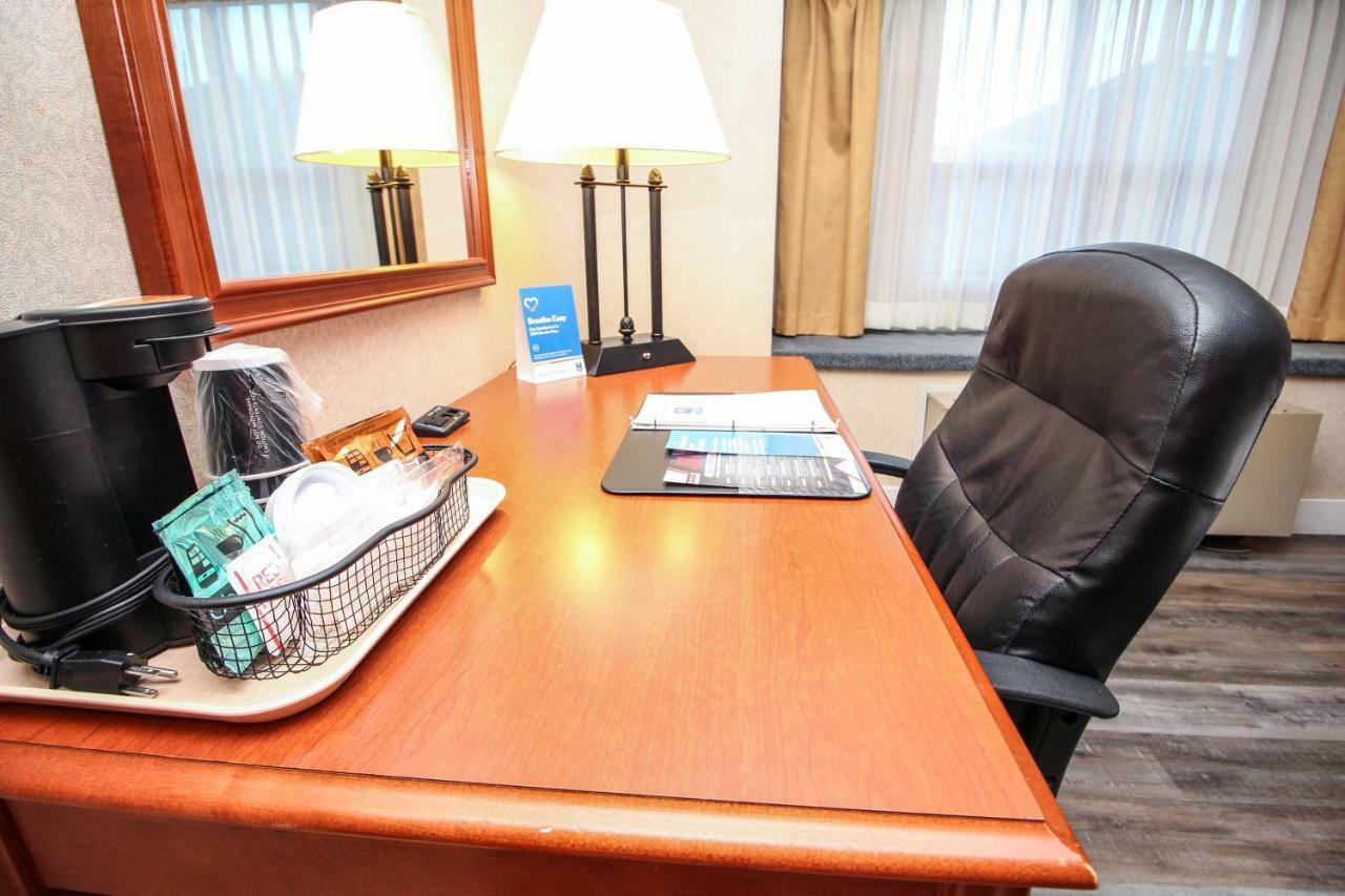 Comfort Inn & Suites วิกตอเรีย ภายนอก รูปภาพ
